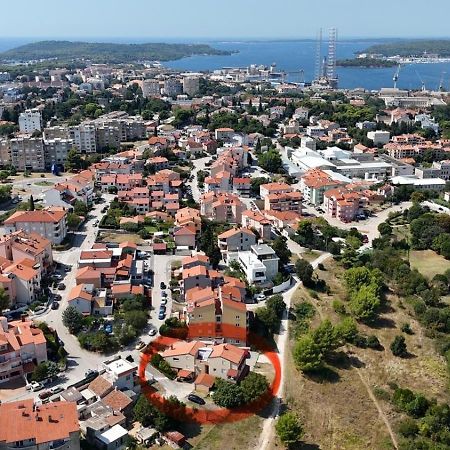 Apartment Piranesi With A Parking Space Pula Exterior foto